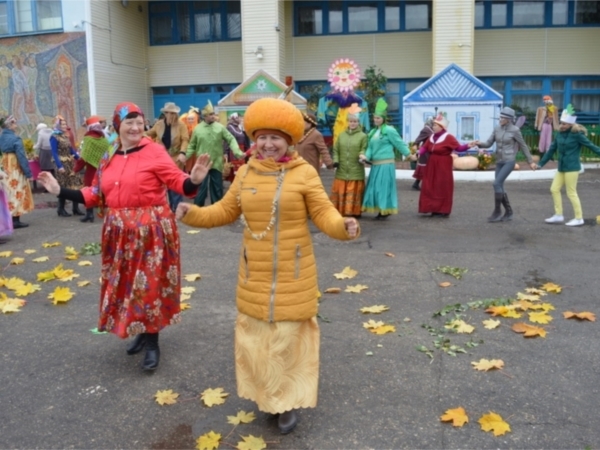 Кĕрхи ярмăркка пуян та тарават пулчĕ