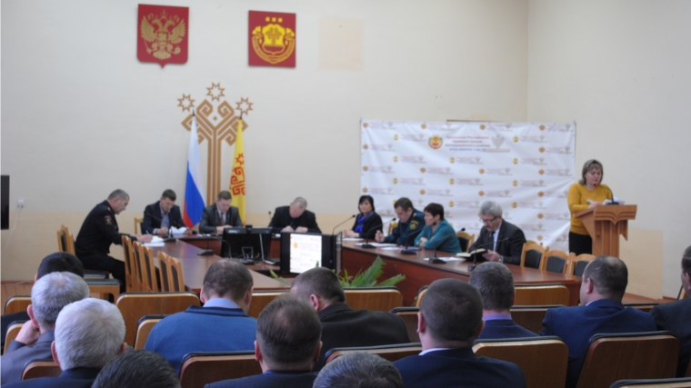 В администрации Шемуршинского района состоялось совещание по итогам работы администрации за 11 месяцев