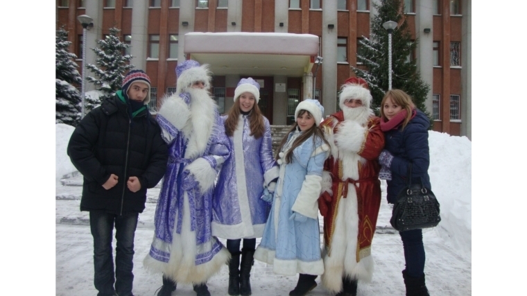 В Ленинском районе г. Чебоксары запускают новогодний проект «Деда Мороза вызывали?»