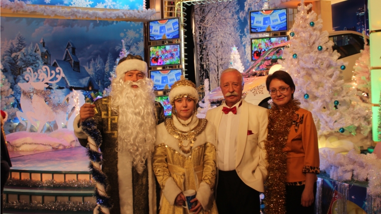 Чувашские Дед Мороз и Снегурочка поздравят россиян с Новым годом в эфире Первого канала