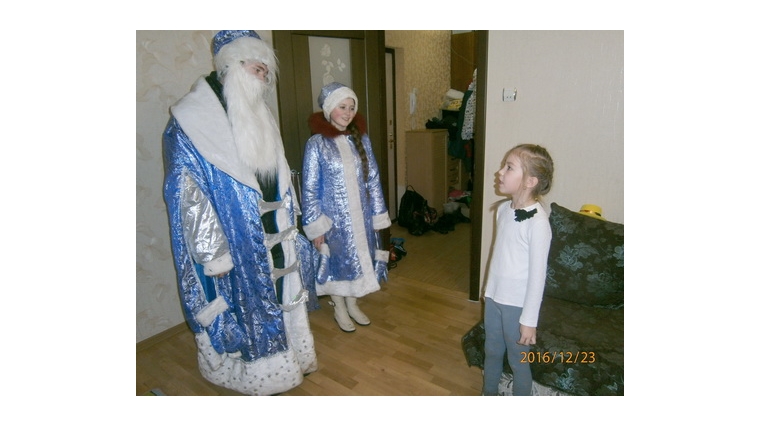 В Ленинском районе г.Чебоксары проходит новогодняя акция «Деда Мороза вызывали?!»