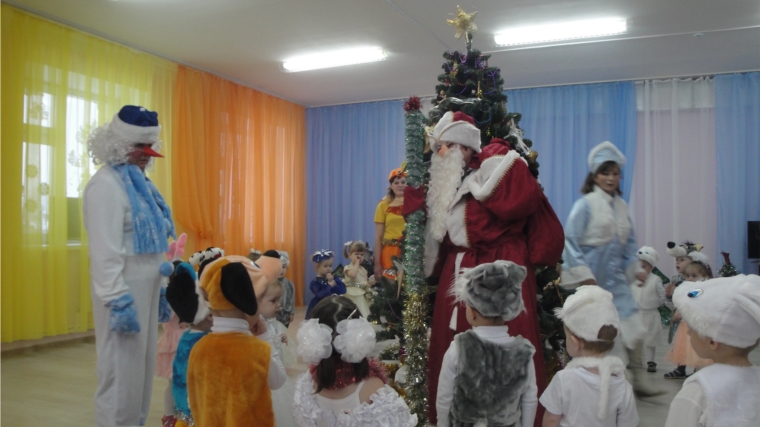 Новогодние представления в детском саду «Солнышко»
