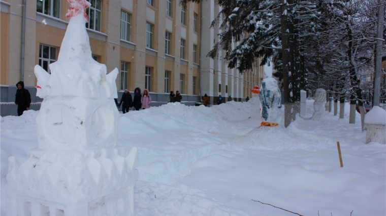 В ЧГПУ им.И.Я.Яковлева подведены итоги конкурса снежных скульптур «Зимняя сказка»