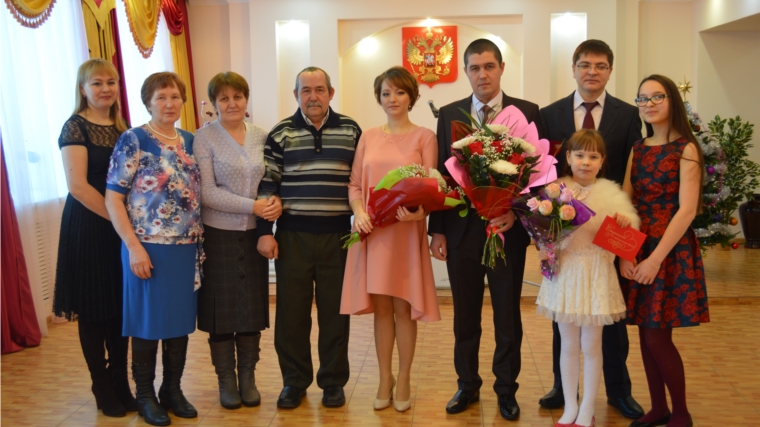 Первая влюбленная пара г. Канаш скрепила свои чувства узами брака