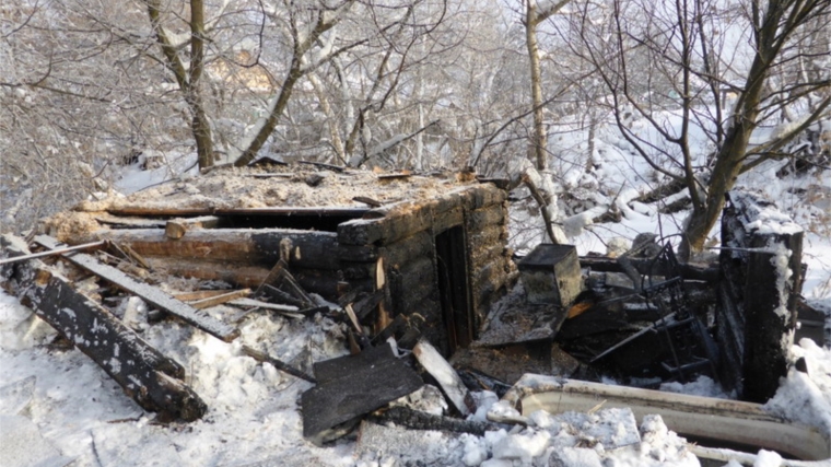 Неисправное электрооборудование привело к возгоранию бани