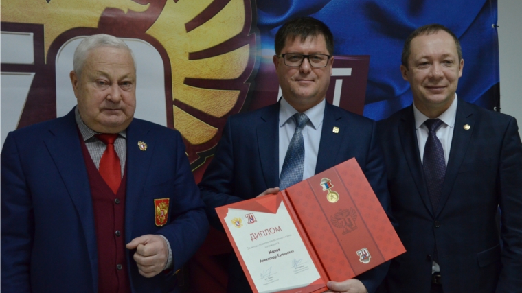 В честь 70-летия отечественного хоккея состоялось чествование ветеранов, тренеров и активистов спорта