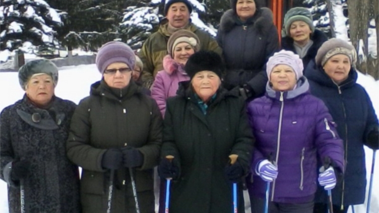 Шумерлинцы-любители скандинавской ходьбы - вновь на прогулке