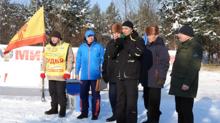 В Комсомольском районе состоялись республиканские соревнования по лыжным гонкам среди ветеранов на призы братьев Тимергалеевых