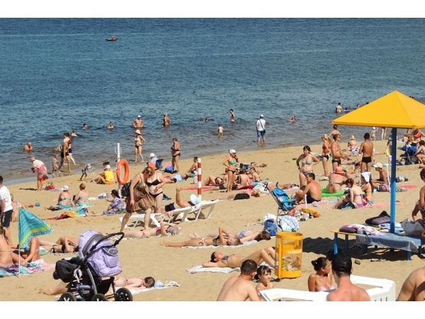 До начала лета на Центральном пляже заменят «грибочки» и оборудуют спуски для инвалидов (&quot;Мой город Чебоксары&quot;)