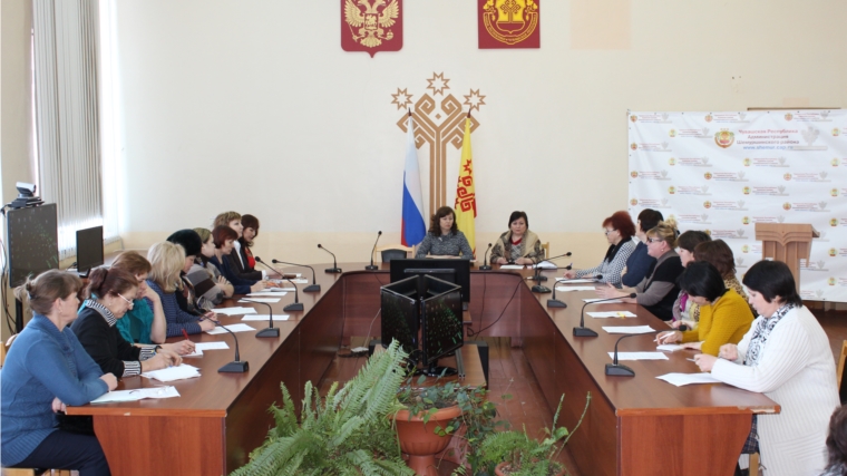 «Вместе сделаем наш мир краше»: Совет женщин Шемуршинского района утвердил план работы на 2017 год