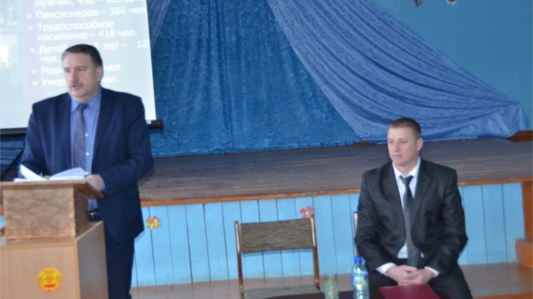 Глава администрации Порецкого района Евгений Лебедев встретился с жителями села Анастасова в рамках отчета главы поселения