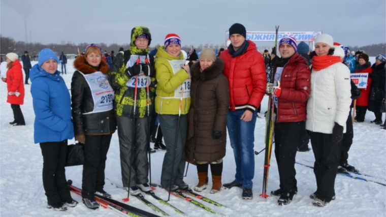 Сотрудники Мининформполитики Чувашии вышли на старт «Лыжни России-2017»