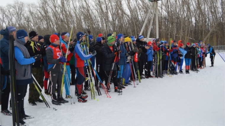 На лыжной трассе с. Красноармейское состоялся этап республиканских соревнований по лыжным гонкам среди ветеранов и любителей
