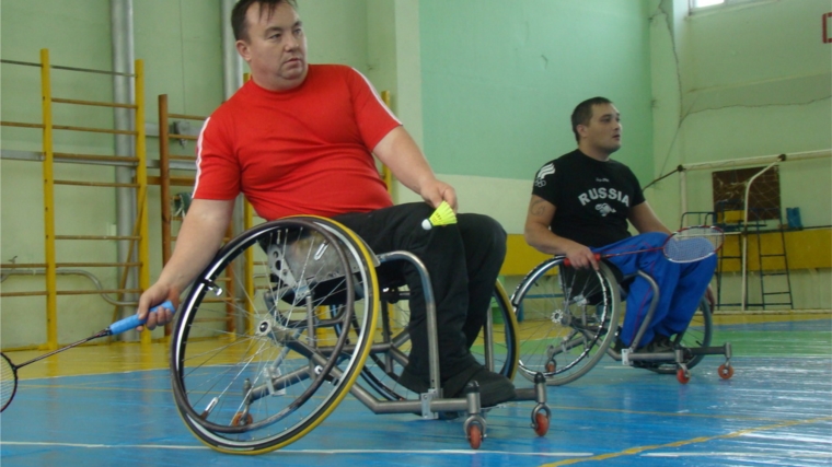 Сегодня день рождения отмечает председатель городского физкультурно-спортивного клуба инвалидов «Феникс» Юрий Степанов