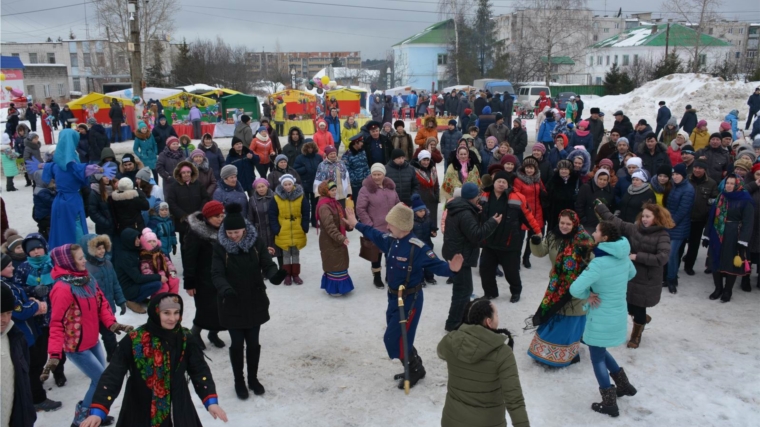 В Вурнарском районе широко отгуляли Масленицу