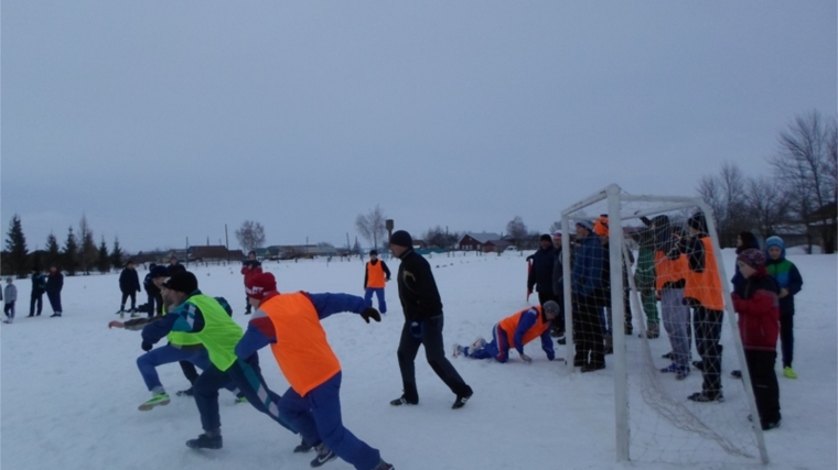 Мини-футбол на снегу в честь Дня Защитника Отечества