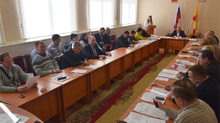 На очередном заседании Собрания депутатов утверждены изменения в бюджет города Шумерли