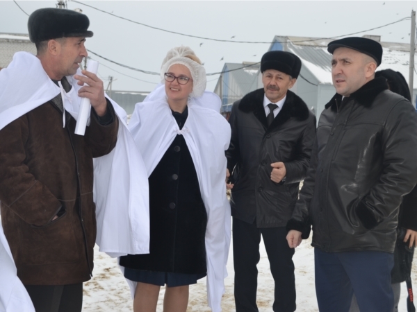 Ĕçлĕ визит районти канашлăва хутшăннипе вĕçленнĕ