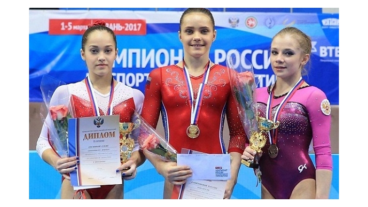 _Продолжает радовать своими успехами алатырская спортсменка, мастер спорта международного класса по спортивной гимнастике Евгения Шелгунова