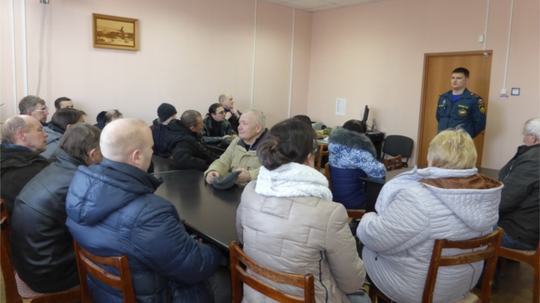 В Шумерле проводится противопожарная пропаганда и обучение в том числе и с безработными гражданами