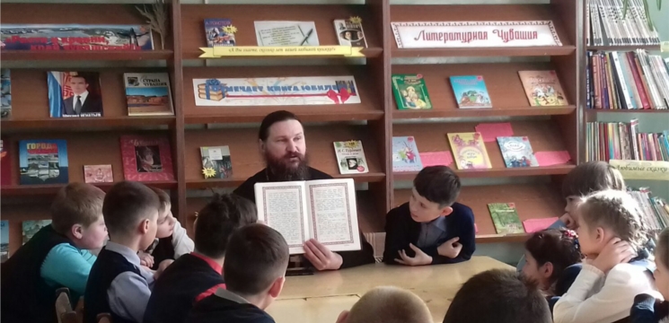 В библиотеках поселка Вурнары прошли мероприятия ко Дню православной книги