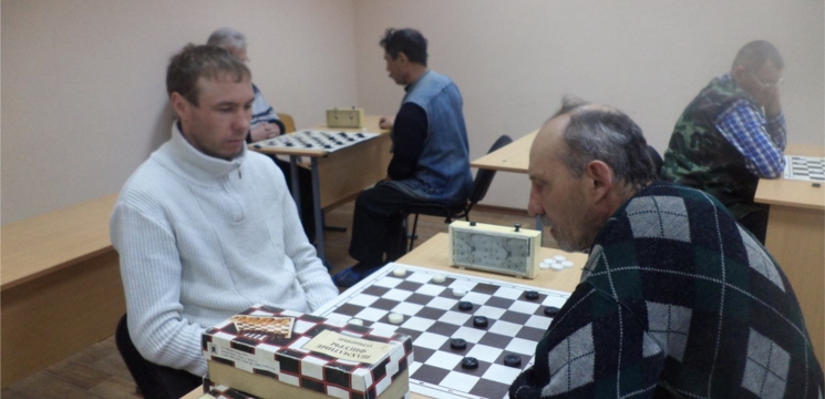 Состоялось первенство Янтиковского района по двоеборью (шахматы и шашки)
