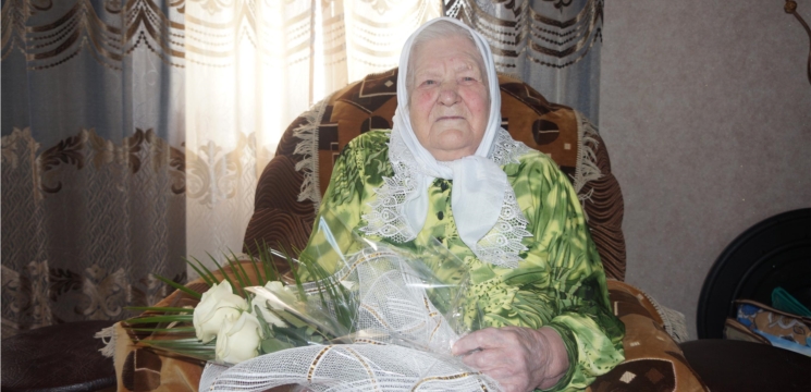 90 лет исполнилось вдове участника ВОВ Кадире Фарахетдиновне Миннетуллиной