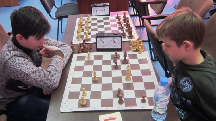 Шумерлинские шахматисты вышли на ринг столицы