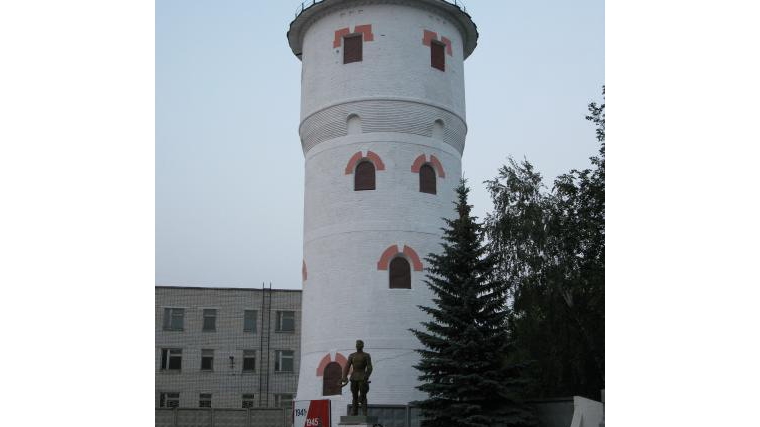 На страницах издания «Водонапорные башни России» – старинная водонапорная башня Алатыря