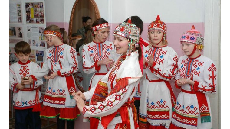 Чуваши народ россии как выглядят В Чувашском национальном музее стартовал месячник "Звени, язык чувашский!" Управ
