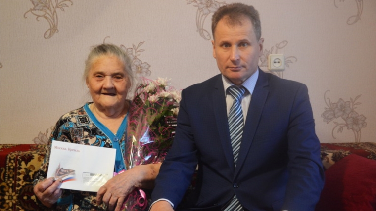 С 90-летием поздравили труженицу тыла военных лет Зою Ивановну Богатыреву