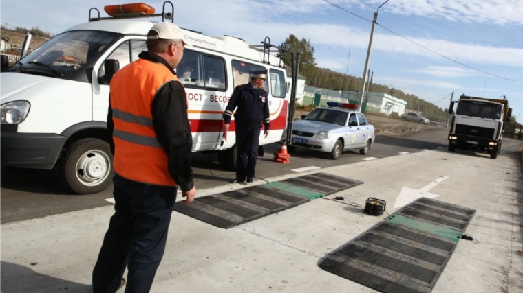 В счет возмещение вреда дорогам города Чебоксары собрано более 17 млн рублей. Ограничение движения большегрузов продлено до 28 апреля
