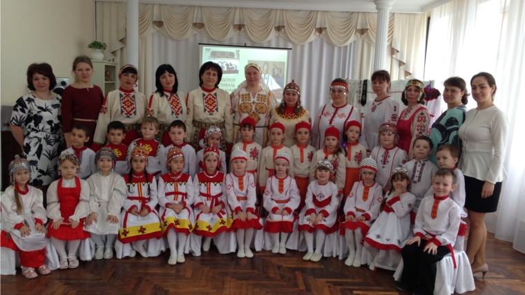 Чебоксарские дошколята отмечают день чувашского языка в рамках городского Фестиваля народной культуры