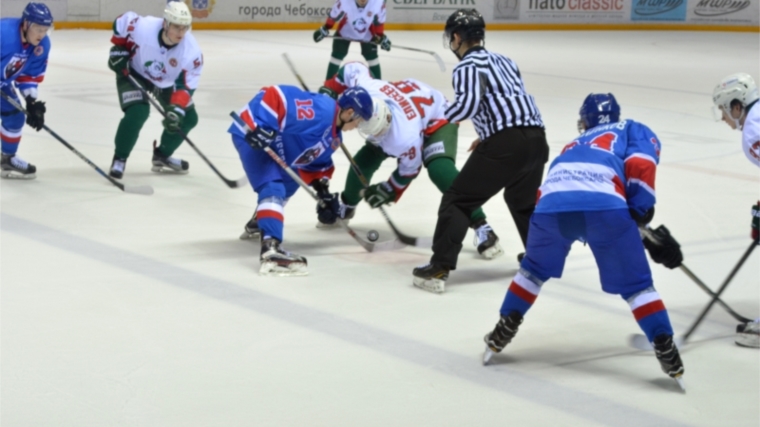 Хоккейный клуб «Чебоксары» завершил дебютный сезон товарищеским матчем с казанским «Барсом»