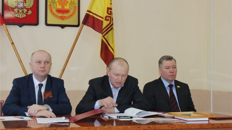 Сегодня состоялось девятнадцатое очередное заседание Ядринского районного Собрания депутатов шестого созыва