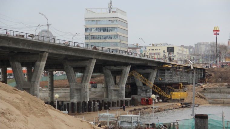 29 апреля мостостроители начнут бетонирование последней секции нового Московского моста