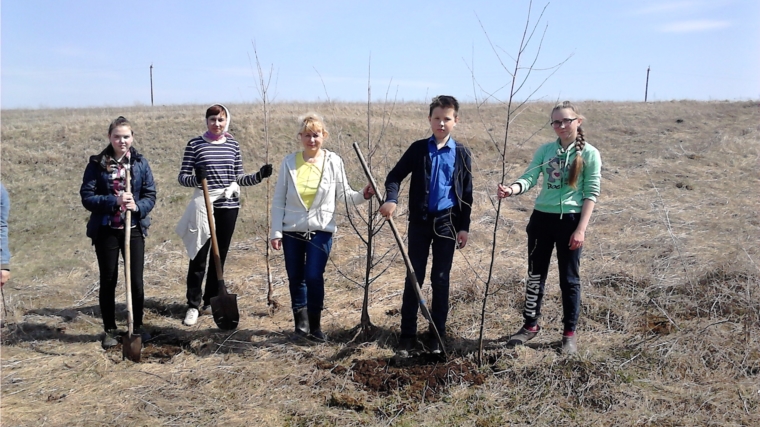 В Кульгешском сельском поселении прошла акция &quot; Посади дерево&quot;.