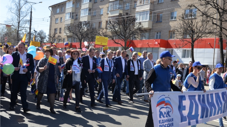 В Чебоксарах в праздничном шествии, посвященном Дню Весны и Труда, приняли участие более 32 тысяч человек