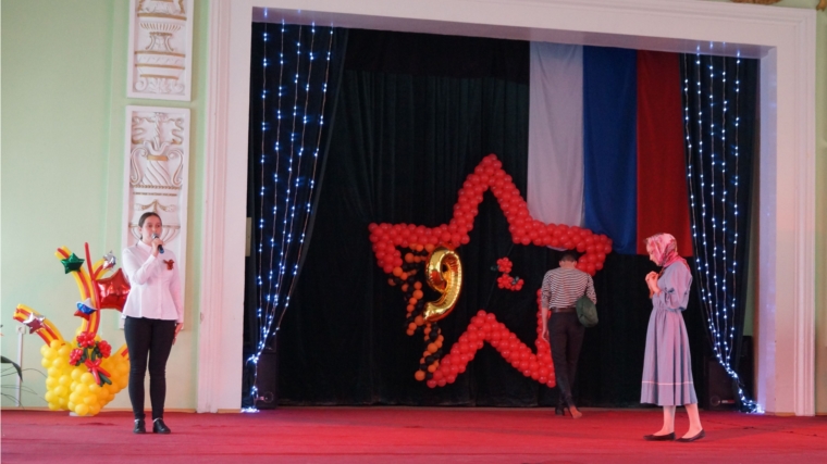 Студенты Чувашской ГСХА поздравили ветеранов академии праздничным концертом
