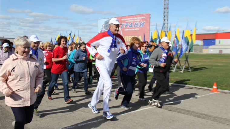Министр здравоохранения Владимир Викторов принял участие в XXV легкоатлетической эстафете на призы газеты «Грани»