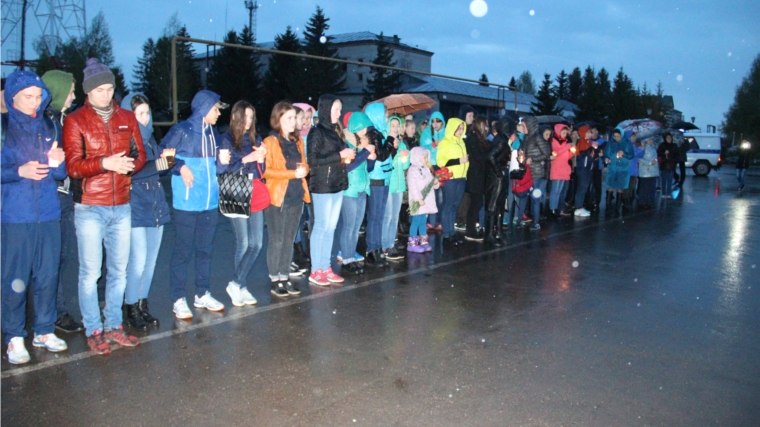 В честь Дня Победы в Красночетайском районе прошло шествие молодёжи «Свеча памяти»