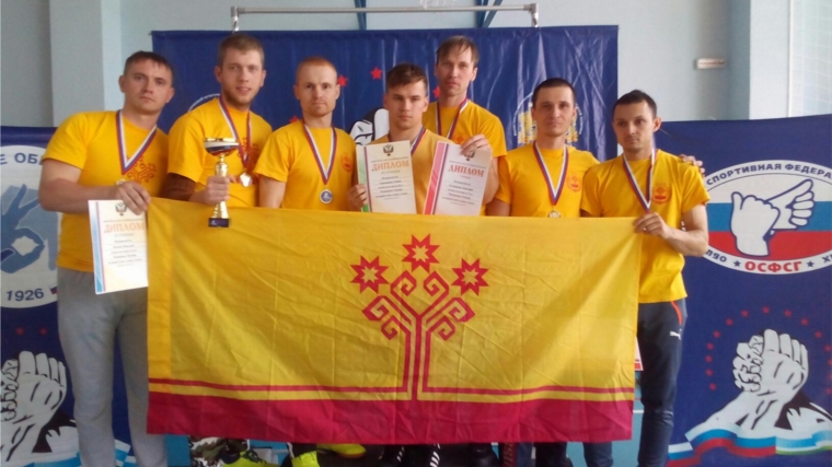 Армрестлеры республики успешно выступили на чемпионате России по спорту глухих