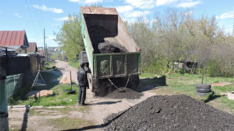На семи дорогах частного сектора в Чебоксарах появится твердое покрытие