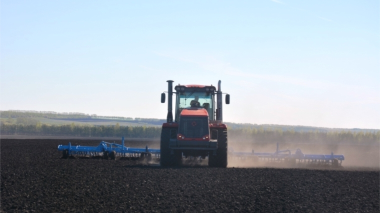 Аграрии Яльчикского района первыми в республике выполнили плановые показатели сева яровых зерновых и зернобобовых культур