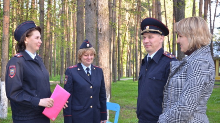 Детский оздоровительно-образовательный лагерь «Соснячок» города Шумерли прошел проверку на обеспечение пожарной безопасности и антитеррористической защищенности