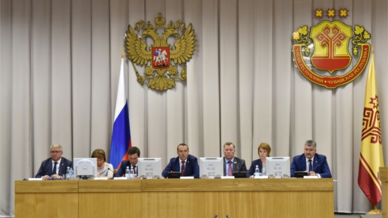 Обсуждены вопросы исполнения майских указов