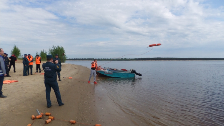 В Новочебоксарске провели тренировку по обеспечению безопасности людей на водных объектах