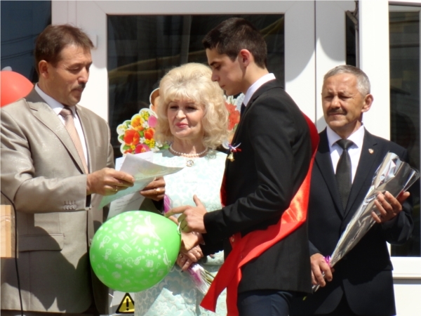 Тăван шкулăм, эс яланах асра…