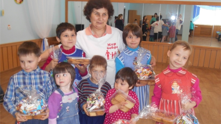 Сладкие подарки ко Дню защиты детей вручили воспитанникам БУ «Социально-реабилитационный центр для несовершеннолетних г. Чебоксары»