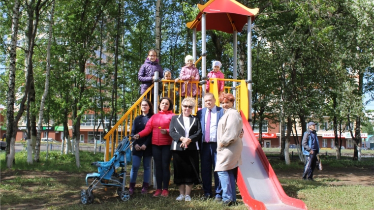 В День защиты детей заместитель главы города Чебоксары Виктор Горбунов сделал детворе долгожданный подарок